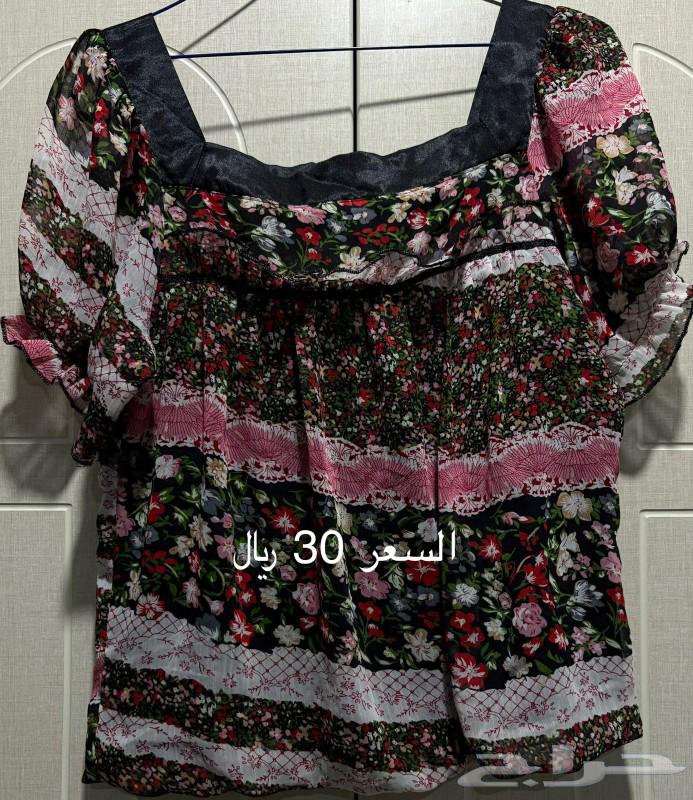 ملابس نسائية للبيع .63281070421379114