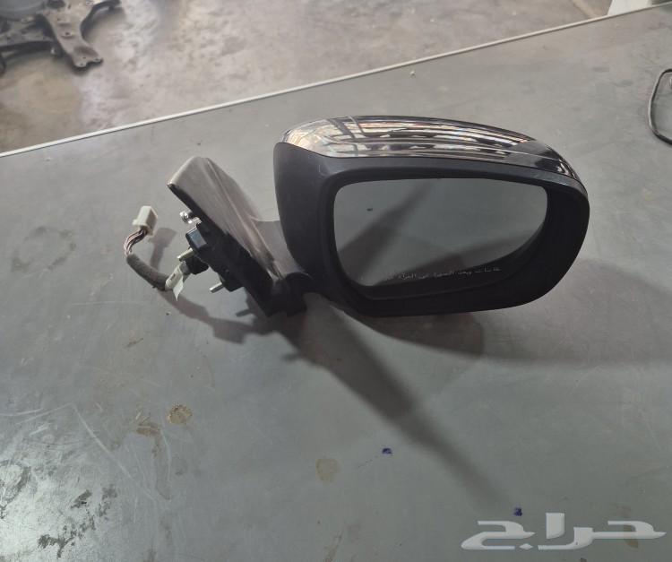 Right Urban mirror 24, original agency, clean, double shutter63489802008962112