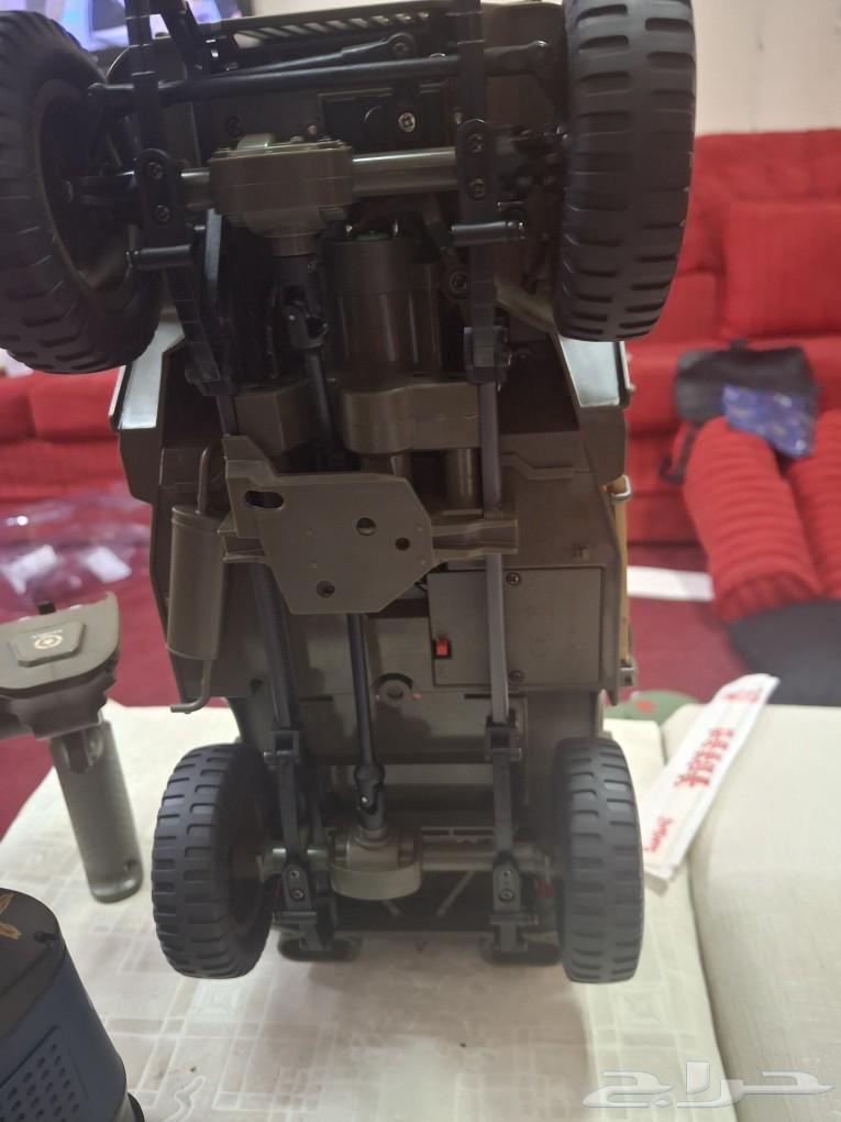 Jeep Wrangler 1941 model comes with a new, unused 1:10 scale winch.63281062951041113