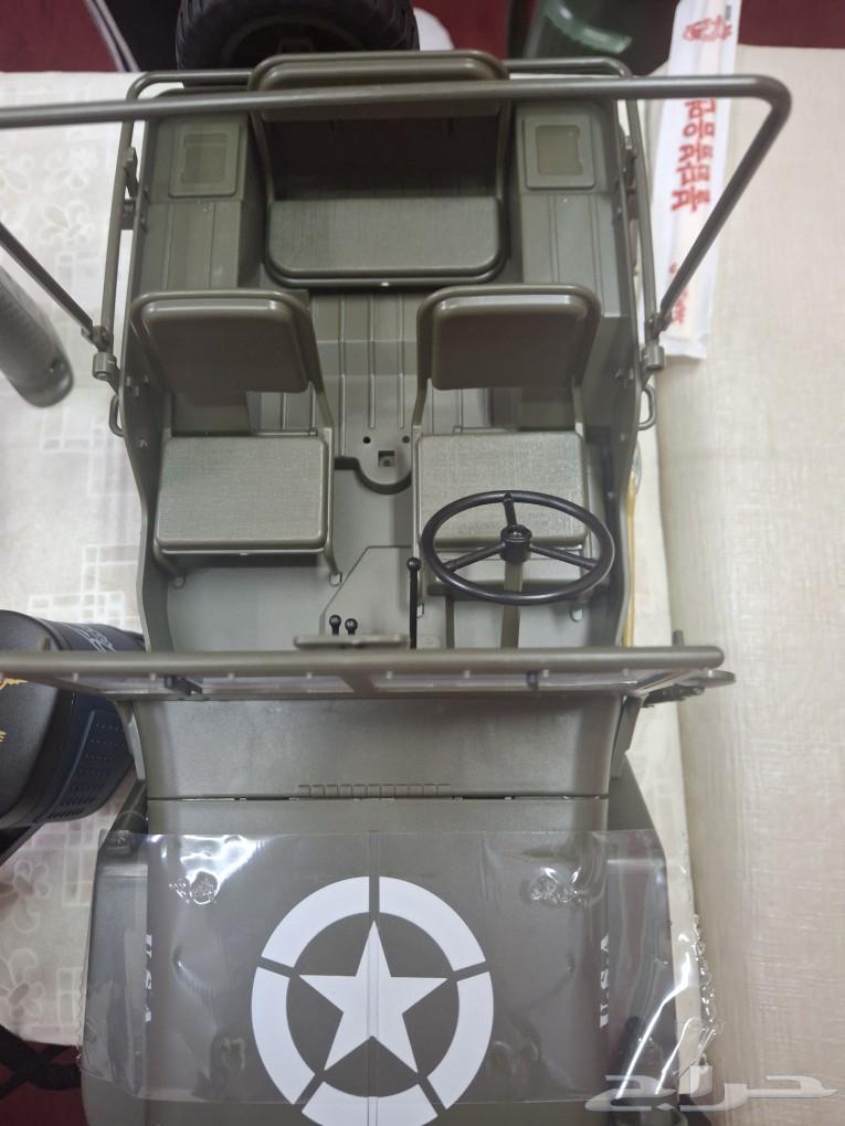 Jeep Wrangler 1941 model comes with a new, unused 1:10 scale winch.63281062951041114