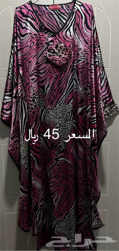 ملابس نسائية للبيع .63278969129986111
