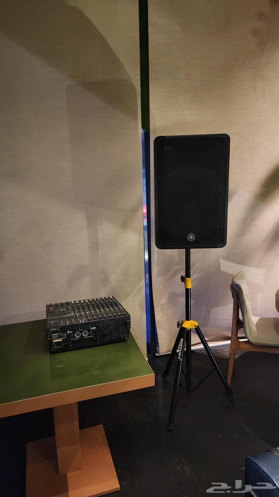 Renting Eastern audio headphones63277871852674114
