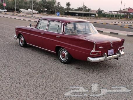 Classic Mercedes 1964 model63476682931843114