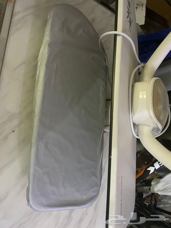 A new electric steam iron used only twice63275936569987111
