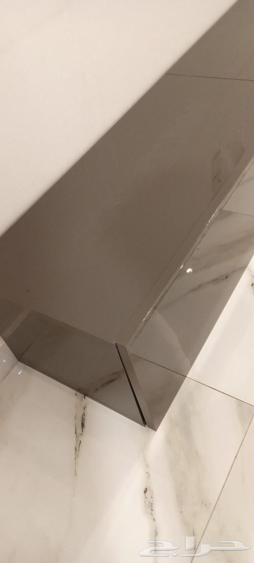 Abit TV table for sale at a bargain price63273821639554112