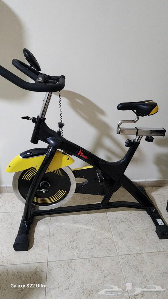 A sports bike632723820389141120