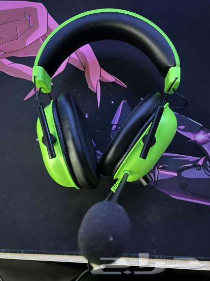 Listening to Black Shark V2 X with its box630070864467221127