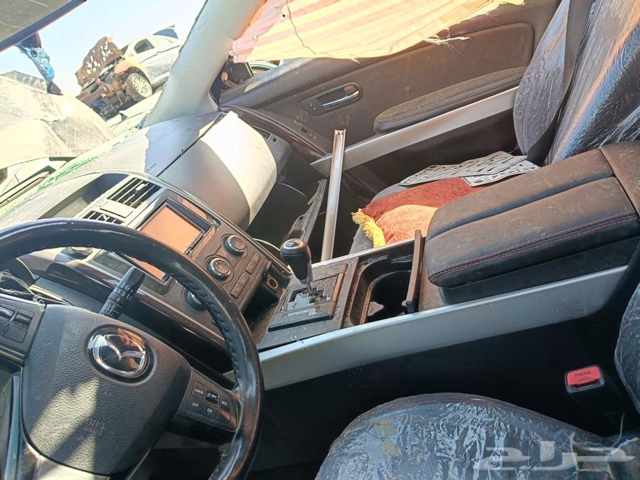 مازدا CX9 2015للبيع قطع غيار فقط63470193292161112
