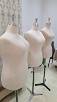 مانيكان نسائي تايلندي من الكرتون وطبقة اسفنج وقماش مع قاعده63268603591170113