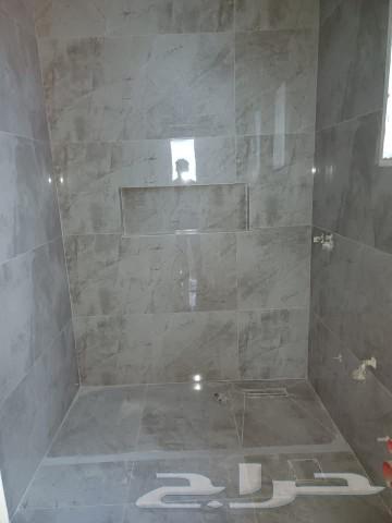 Tiles in the courtyard63007259358467111
