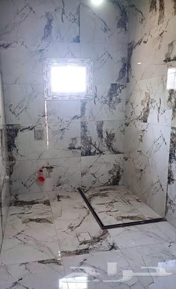 Tiles in the courtyard630072593584671121