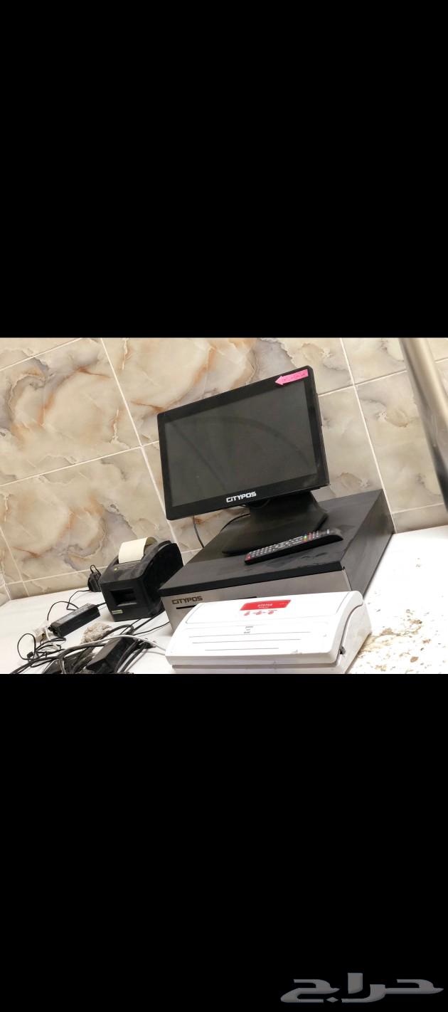 Cashier with printer working perfectly63617266579075112