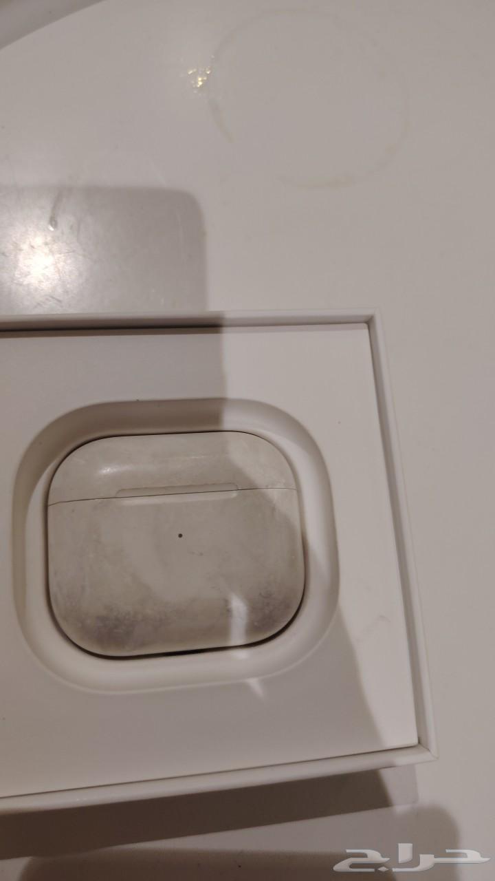 Apple earphones63268975612675112