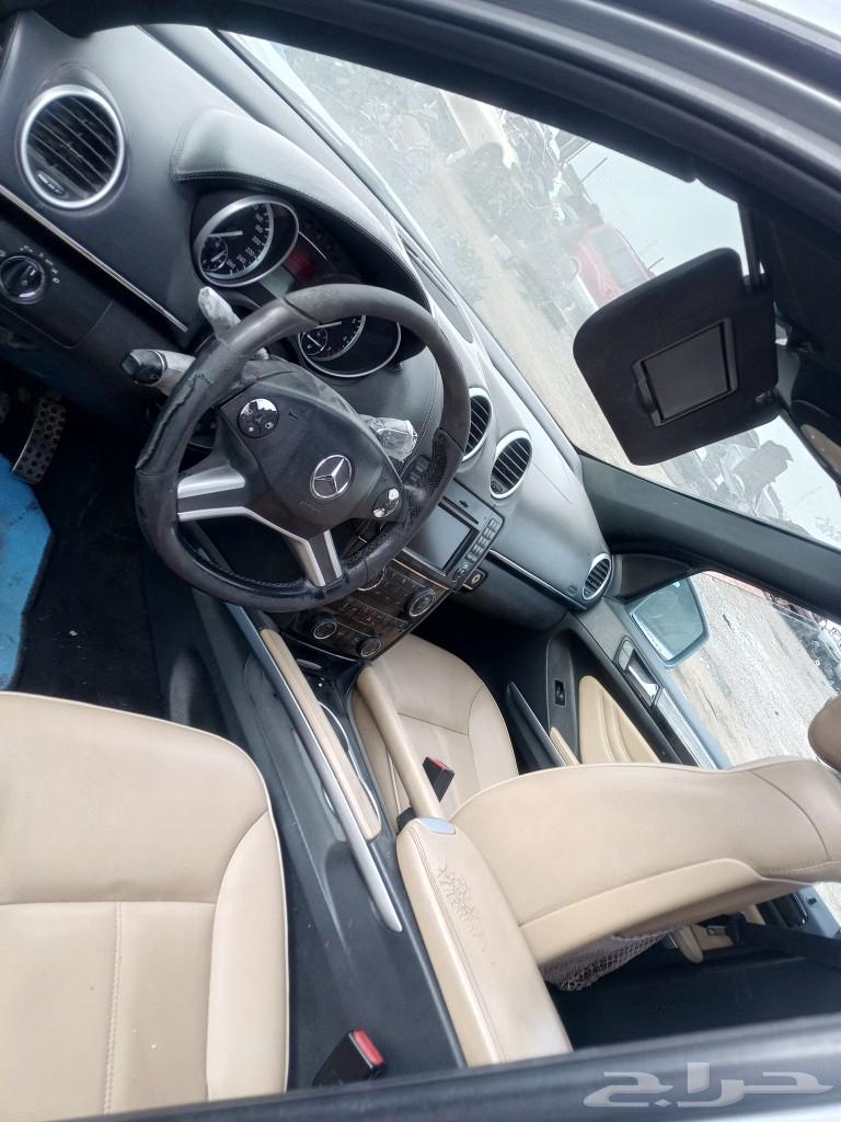 مرسيدس ML 500   2012   لبيع قطع غيار تشليح63470223436163112