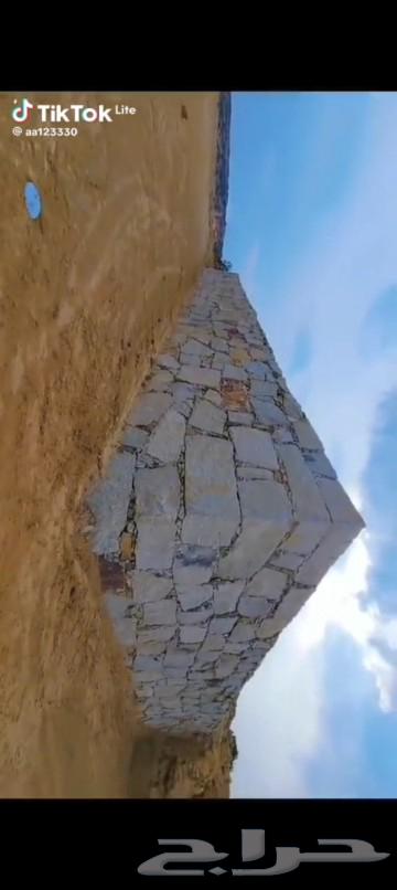 Building stone walls with Kebelin and Kenbri for rock crushing63007450733569111