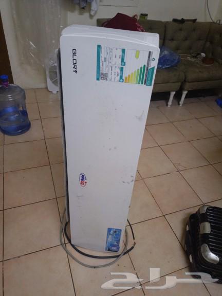 Split air conditioner. Lightly used, new. 1000 SAR63262634680195114