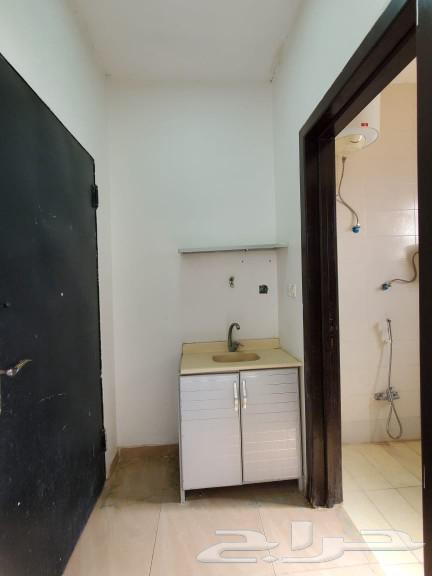 Bachelor employee apartment63007413909633112