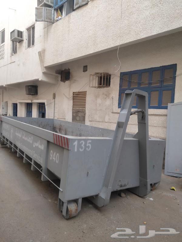 Waste containers63007617302913111