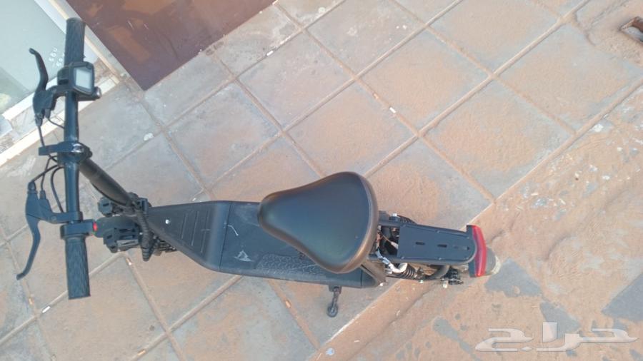 Electric scooter63317572172803111