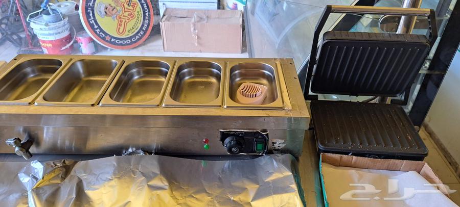 A golden opportunity to own a ready-to-operate buffet63258879858050112