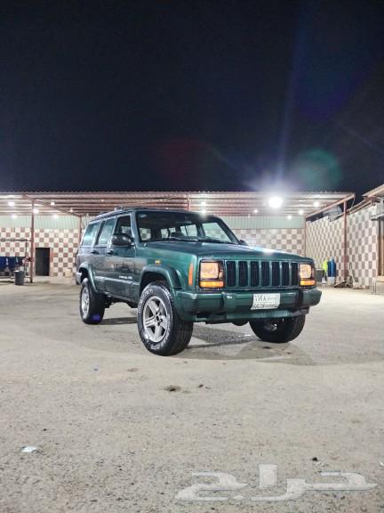 Jeep Cherokee 200063007847928194112
