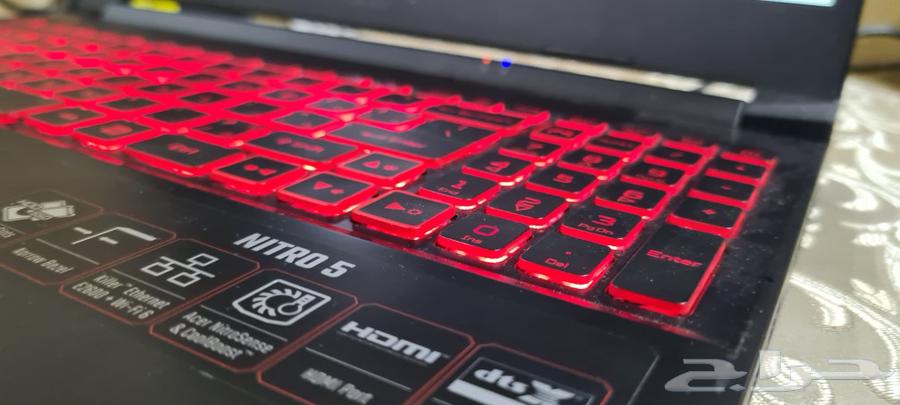 هذا مو لابتوب هذا تحفة فنية يستاهل كل ريال يندفع فية63311580516611113
