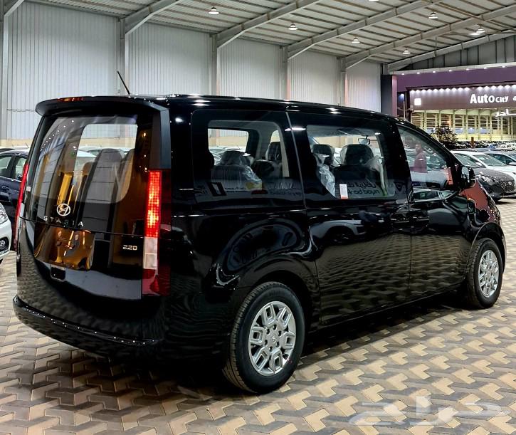 Staria 9-seater diesel 2025 model offer63617061005315113