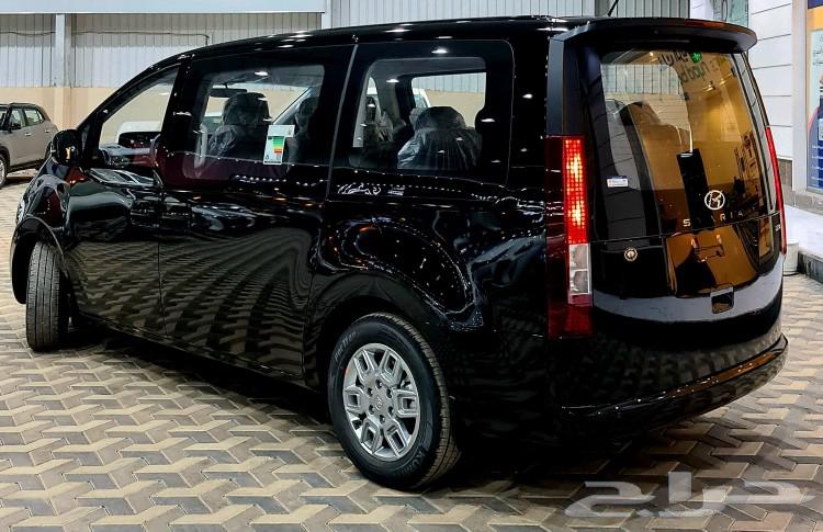 Staria 9-seater diesel 2025 model offer63617061005315112