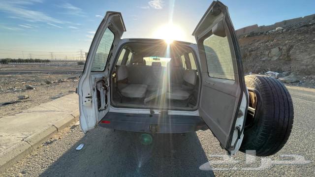 Jeep Land Cruiser GX Mobile Number63617251013122112