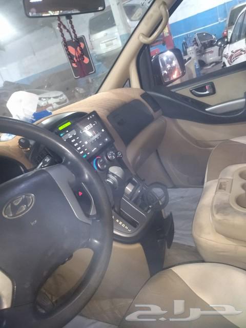 سياره H1 للبيع المو 2015 بنزين اتوماتيك الممشي 155الف اس63617403373187111