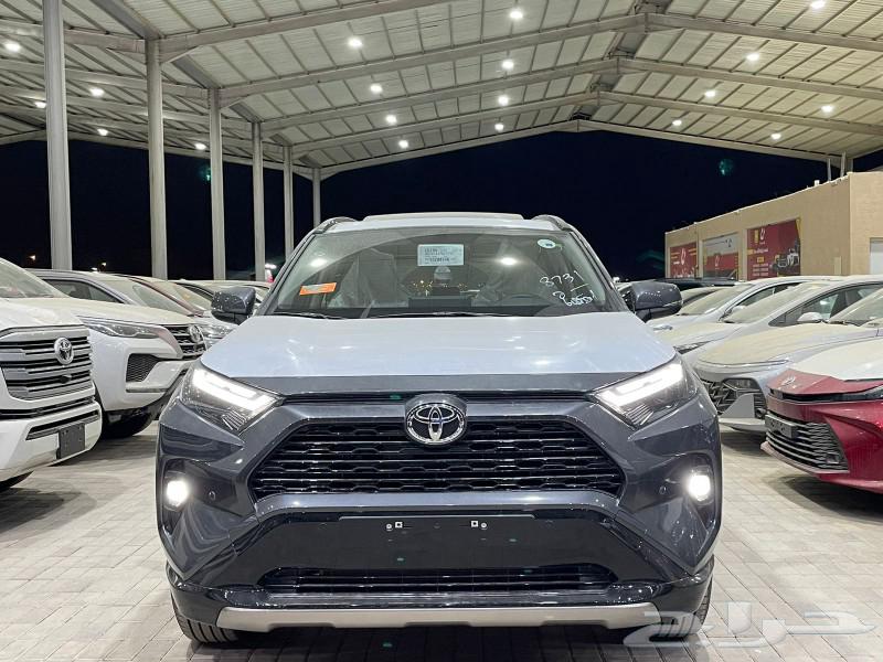 تويوتا راف فور 2025 نص فل فئة XLE ( هايبرد ) 2.5L63617252146561112