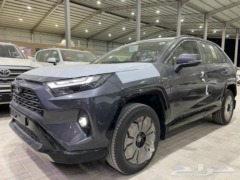 تويوتا راف فور 2025 نص فل فئة XLE ( هايبرد ) 2.5L63617252146561111