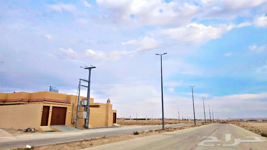 For sale, a new floor with a distinctive location in Al-Dharmi, Al-Batin plot number 28263006254573059112