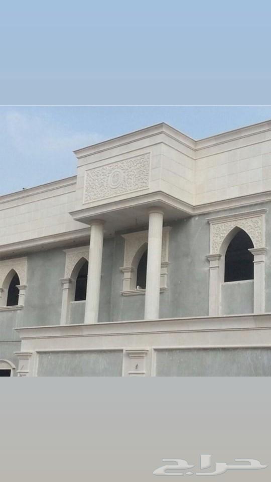 Natural stone decorations for exterior facades63025765236097112