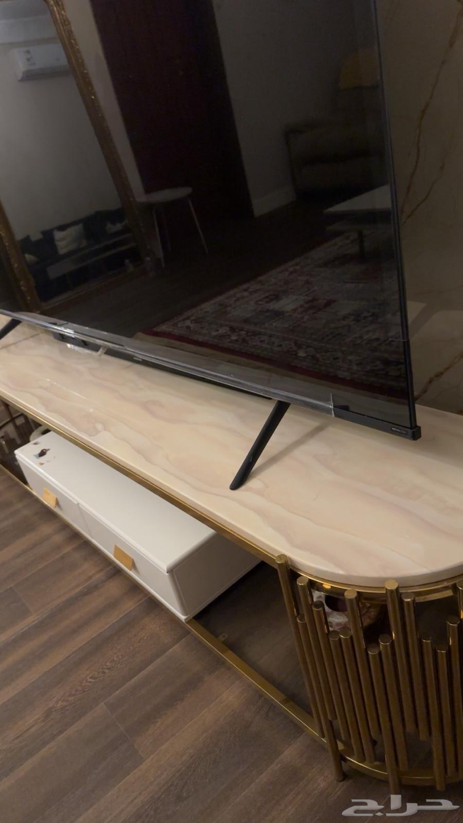 طاوله قهوه وتلفزيون للبيع64656541705602112