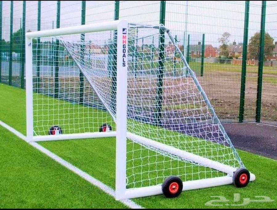 ارضيات وتجهيز ملاعب64164984767746111