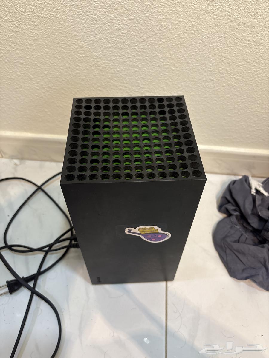 New Xbox Series X console64436789752321110