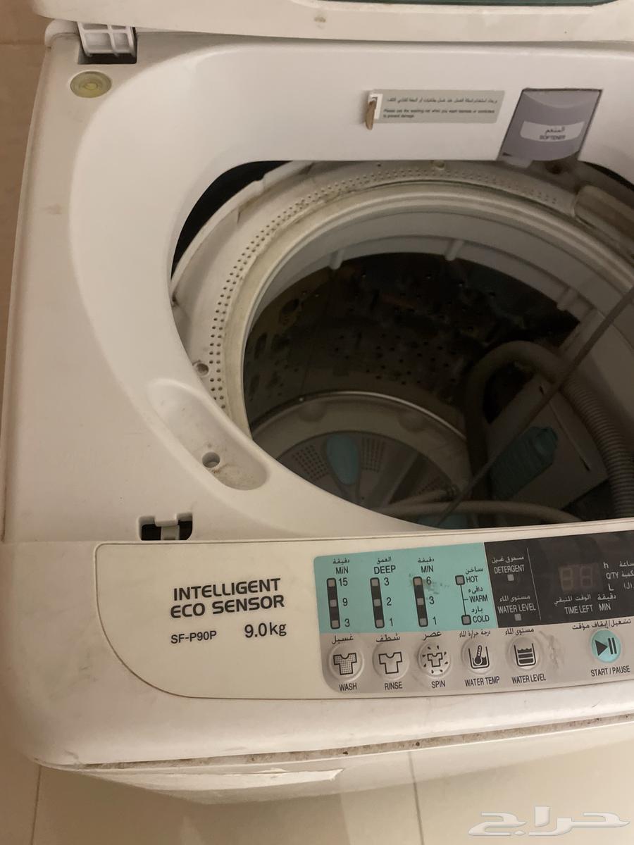غساله هيتاشي مستعمله نضيفه بس النشافه عطلانه64655395883777111