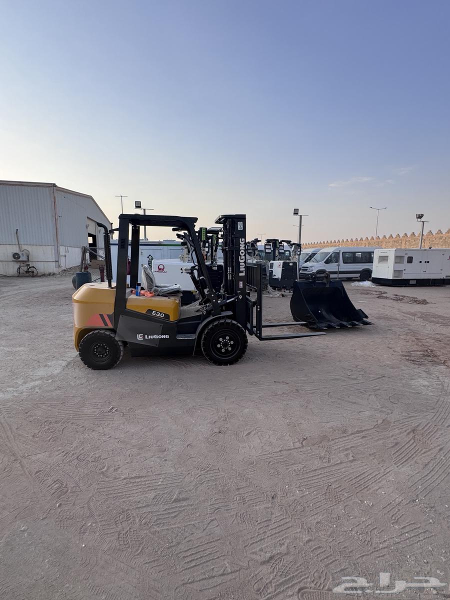 Bouklin, Xiwel, FAW Trucks, Generators, Cranes, Forklifts64654608304514110