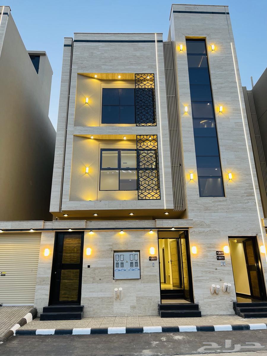 للبيع شقق تمليك علوي مع سطح باالخميس حي الإسكان بسعر مناسب64148941297153110