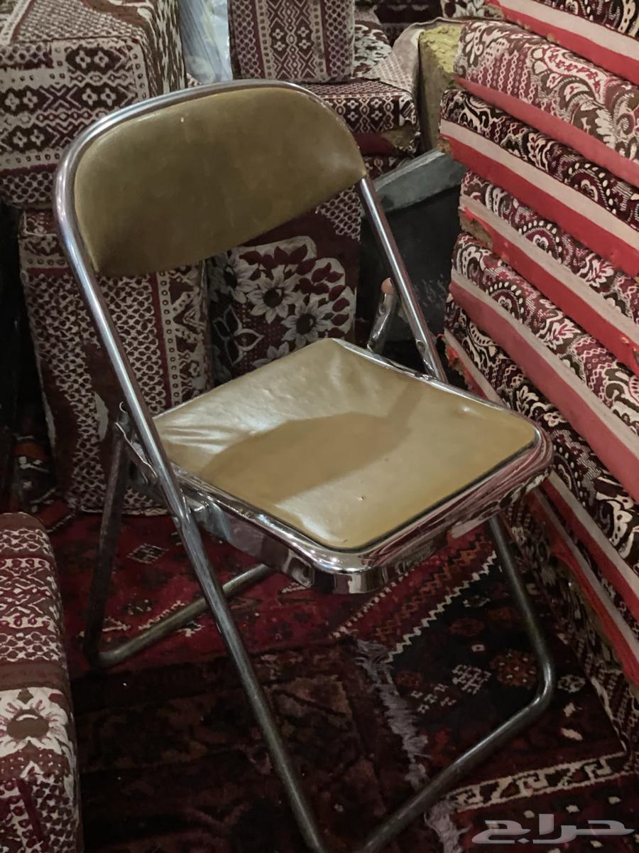 كرسي قديم كرسي المعلم64653728761345110