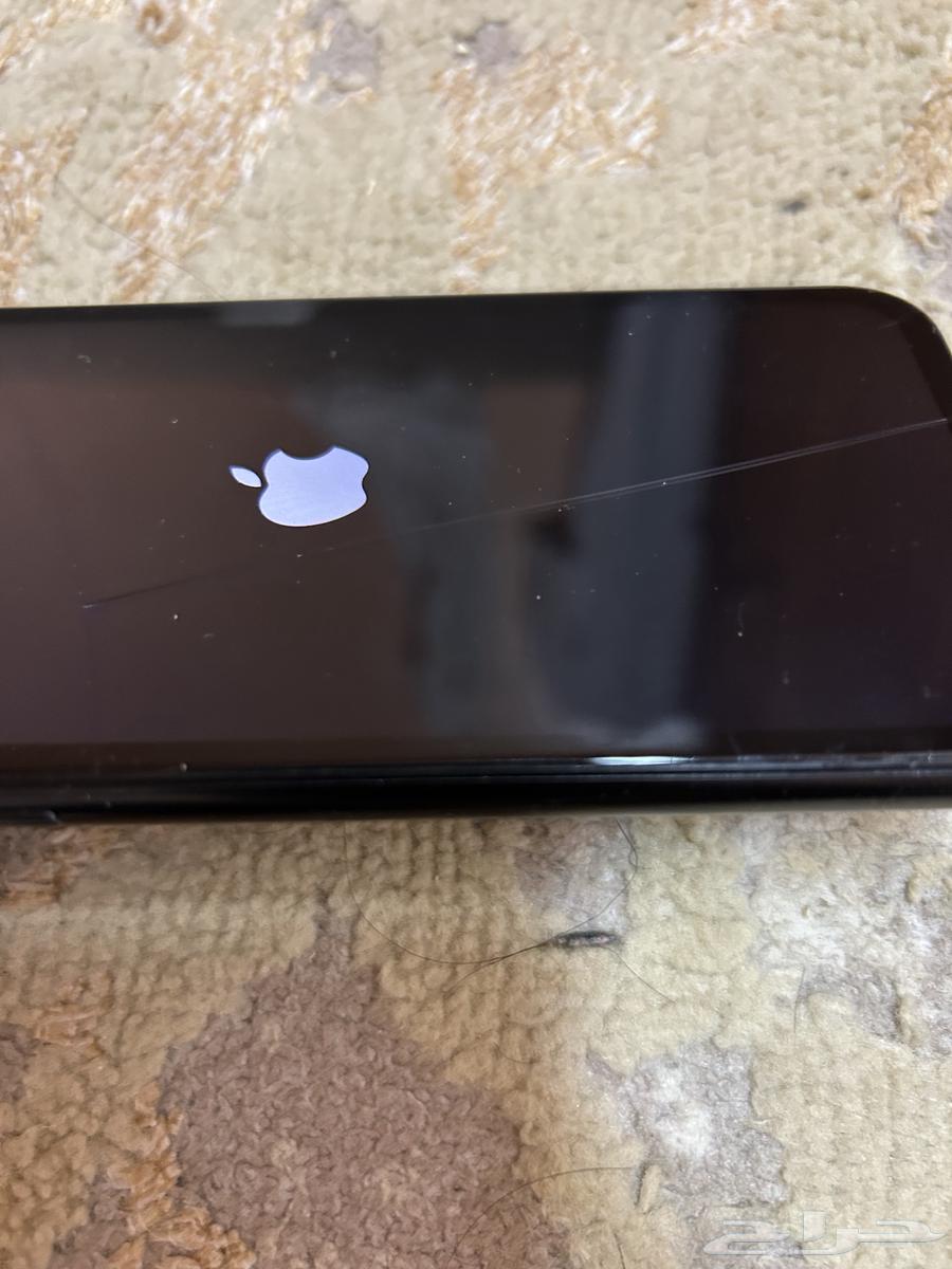 ايفون اكس ار شغال مغير شاشه وبطريه الشاشه فيها كسرتين وتلمس64650421954435112