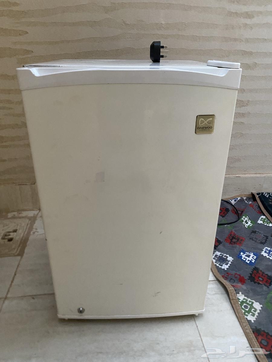 للبيع ثلاجه نظيفه للتواصل واتساب64650144307201110