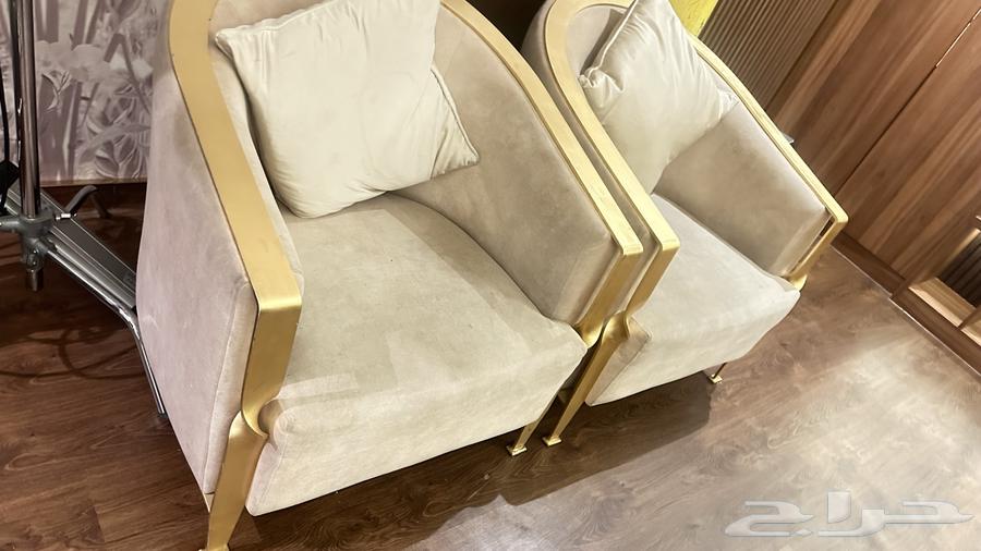 كنب للبيع نوعيه ممتازه حديد64653136158339110