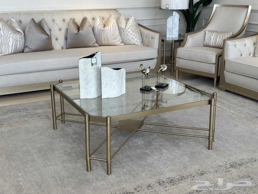 Luxury and New Serving Tables64622537846785110