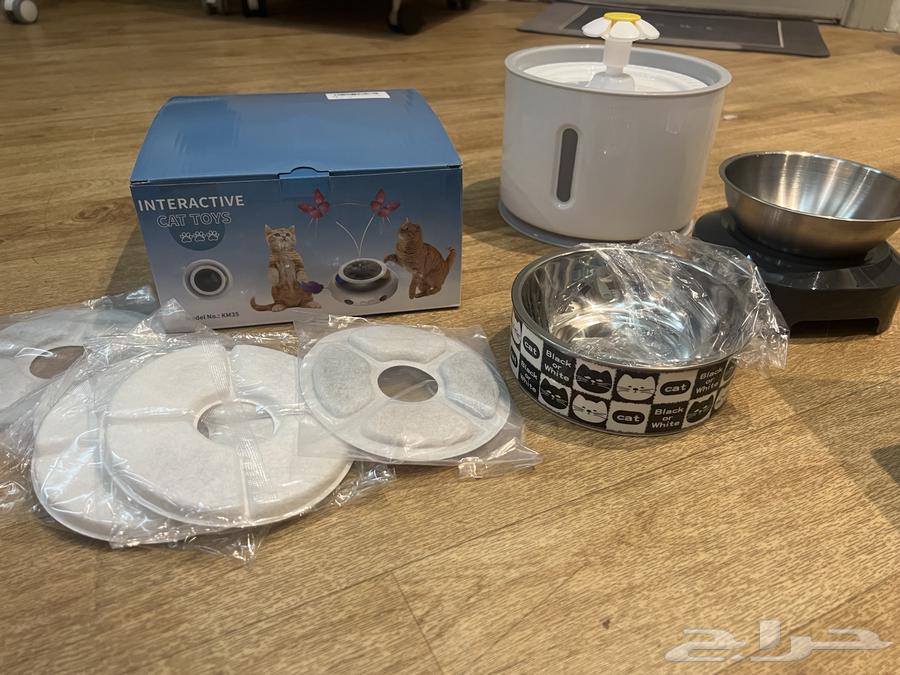 نافورة موية للقطط 6 فلاتر للنافورة. صحنين اكل ولعبة للقطط64655893148802113