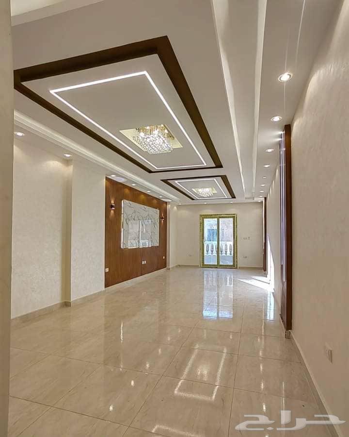 Execution of all gypsum board, ceramic, windows, and seating works64146890320642112