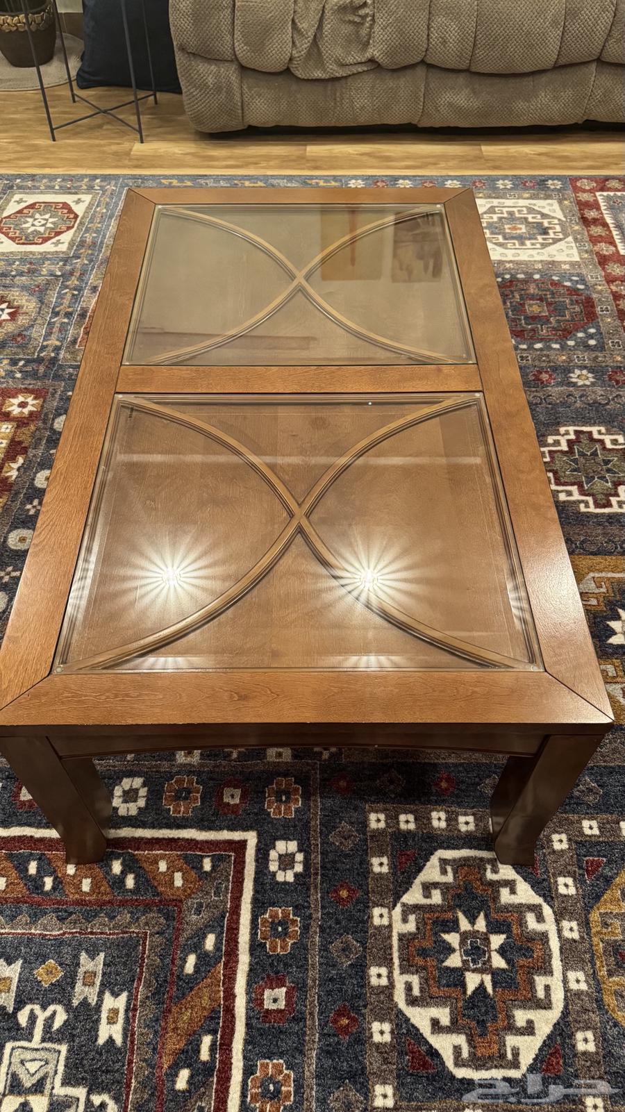 طاولة خشبيه انيقه للمجالس ب64664599336321111