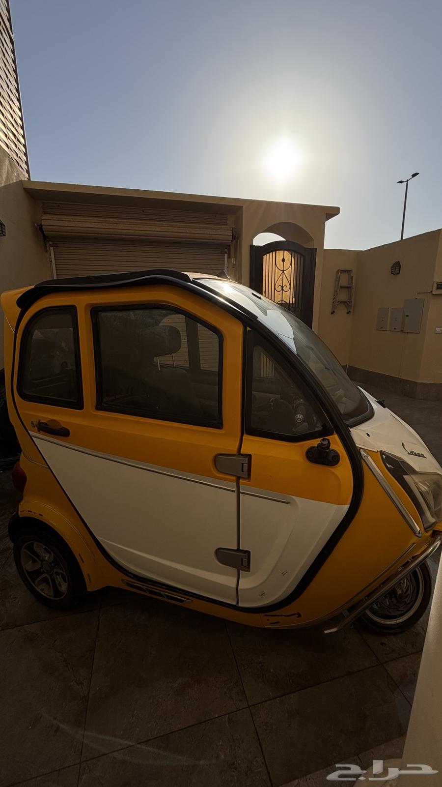 للبيع سكوتر كهربائي ثلاثي العجلات مستعمل 202264658671515521111