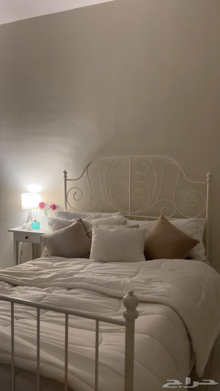 سرير ايكيا السعر 1000 مع المرتبه والكوميدينه64657041917187110